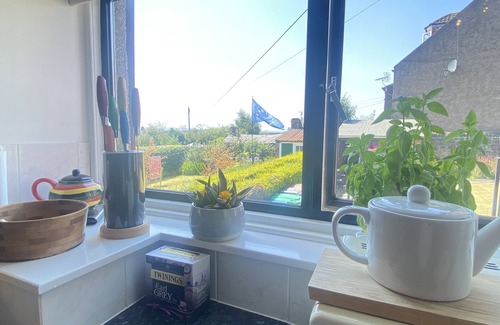Dunfermline House | Enjoy the busy city life by day and come home to a peaceful