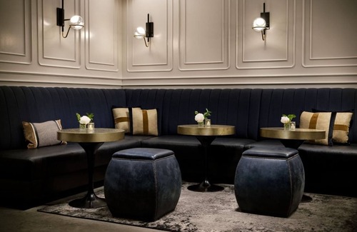 Central Park West Hotel | Enjoy The City Life In The Heart Of NYC! Pet-friendly, Onsite Bar