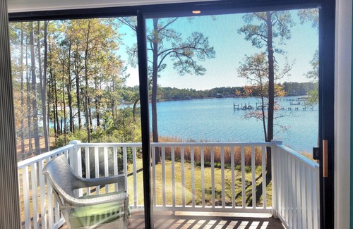 Oriental House | Enjoy the gorgeous creek views at the Tranquil Waters Cottage