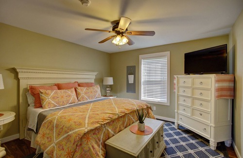 Ware Other | Enjoy The Simple Life In This Luxury Farmhouse Near Williamsburg