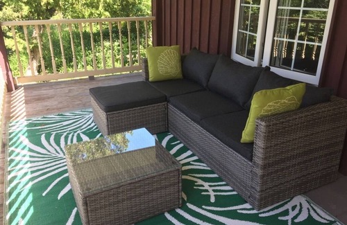 Bongard House | Enjoy the Summertime Beaches, Concerts and Events in Prince Edward County