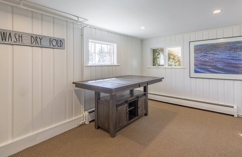 Cape Neddick House | ENJOY THIS STUNNING HOME WHILE SOAKING UP THE SALTY MAINE AIR at Ocean Crush!