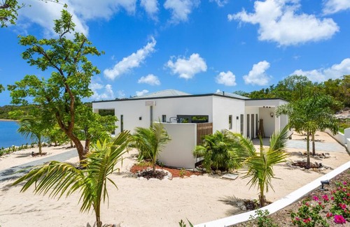 Les Terres Basses Villa | Enjoy Villa - Completely NEW!