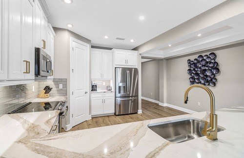 Naples Condo | Enjoy your brand new private 2 bedroom getaway in beautiful Naples Florida.