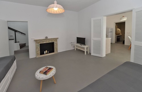Exomvourgo Cottage | Enjoy your holidays in an excellent seaside home in Kardianni Bay (also known as Giannaki bay)