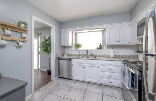 Mission Apartment | Enjoy Your Mission: 1bed/1bath