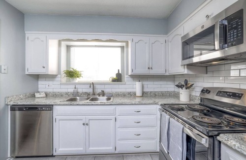 Mission Apartment | Enjoy Your Mission: 1bed/1bath
