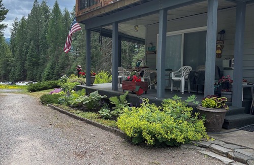 Bigfork Apartment | Enjoy your time in the Flathead Valley with your homebase at beautiful Echo Lake