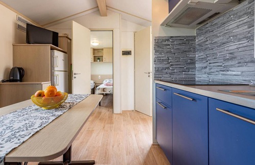 Lovinac House | Enjoy your vacation close to nature in this vacation home with pool.