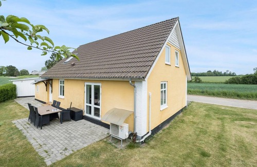 Nordborg House | Enjoy your well-deserved rest in this cozy vacation home surrounded by beautiful nature.