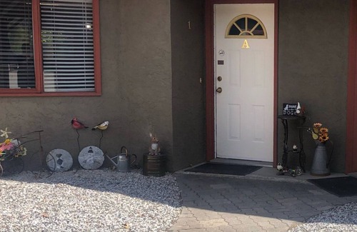 Central Okanagan House | Enjoy your Winter in a one Bedroom Condo in Holiday Park Resort, Kelowna BC!