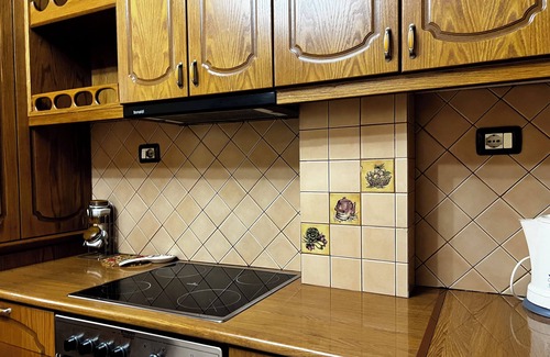 Gjirokaster Apartment | Enjoyable 3-bedroom apartment 120m square in charming Gjirokastër in the Center
