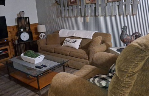 Danville House | Enjoyable barn with AC in charming Danville