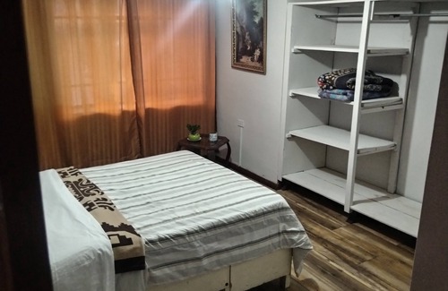 El Tambo House | Enjoyable house with shared bathroom WiFi in charming Huancayo