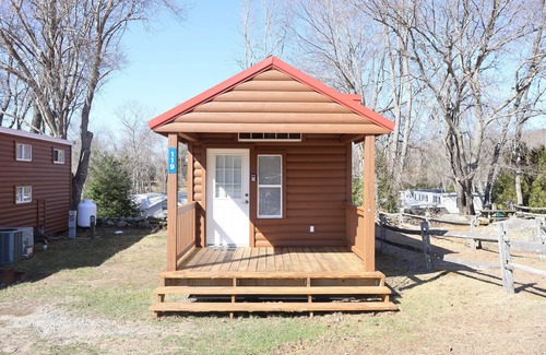Preston House | Enjoyable RV with AC in charming Preston with fun and activities for all ages