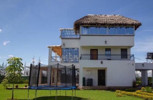 Nanyuki Villa | Enkai House