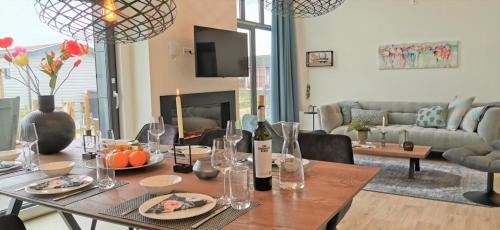 Enkhuizen House | Enkhuizer Strand Cube Elite Estel mit Dachterrasse und Zaun Haus Nr 337