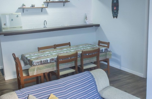 Jardim Vitoria Apartment | Enseada Guarujá - Fully refurbished apartment - Excellent location (2 blocks from the beach)
