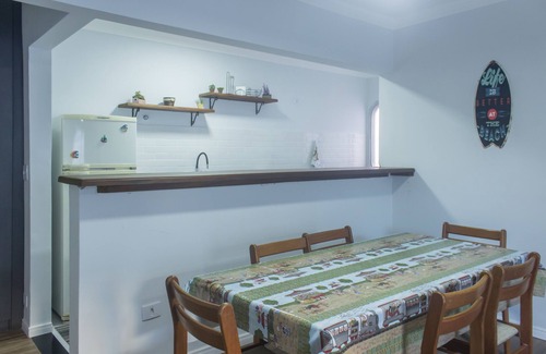 Jardim Vitoria Apartment | Enseada Guarujá - Fully refurbished apartment - Excellent location (2 blocks from the beach)