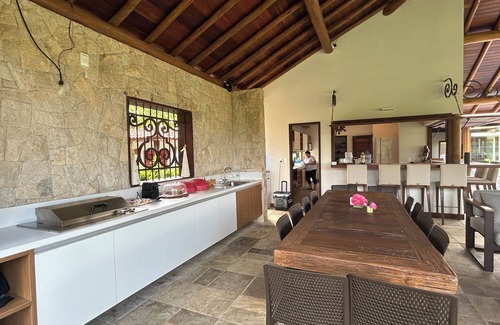 Pontal de Serrambi House | Enseadinha Serrambi - Luxurious pool house with 6 suites (18 people), pool and court