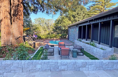 Calistoga House | Entertainer's Home With Chef's Kitchen Overlooking Napa Valley