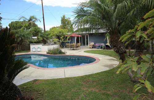 North Tustin House | Entertainment home w/swimming pool, 15 min to Disneyland, beaches