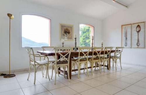 Les Adrets-de-l'Esterel House | Enticing Holiday Home in Les Adrets de l'Esterel with Pool