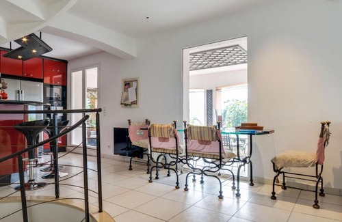 Les Adrets-de-l'Esterel House | Enticing Holiday Home in Les Adrets de l'Esterel with Pool