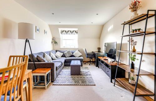 Ware Apartment | Entire 2 Bed Flat Contractors Families and Relocators