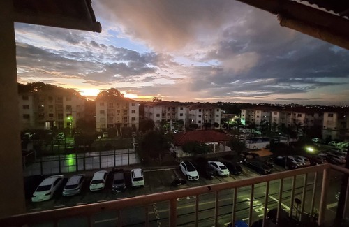 Flores Apartment | ENTIRE APARTMENT IN FLOR NEAR THE AIRPORT