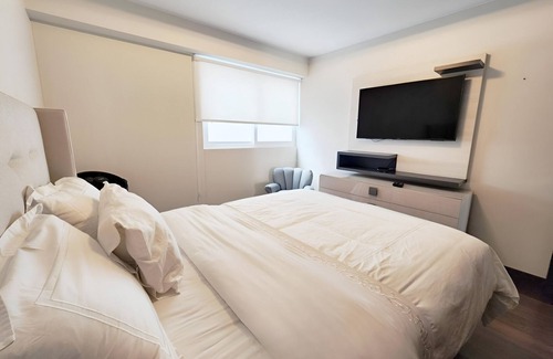 Armendariz Apartment | Entire apartment in front of the sea in Miraflores Tourist and 5 minutes from everything!