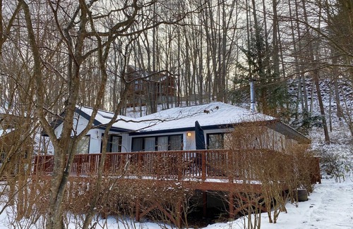 Miyota House | Entire building available Honors Hill 26 K15 /Kitasakugun Nagano