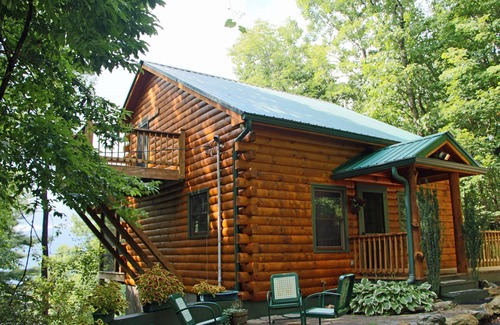 Screamer Mountain Cabin | Entire cabin for rent, 30-day minimum stay.