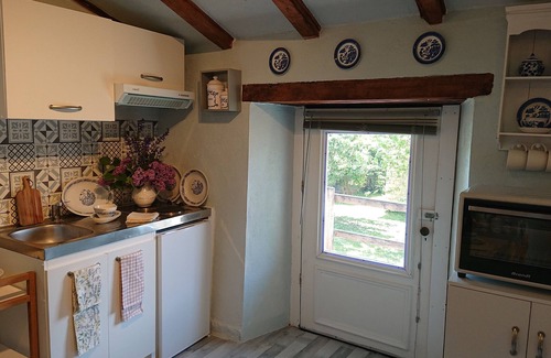 Saint-Romain Cottage | Entire Cosy cottage with pool idyllic location close to Aubeterre AMAZING VALUE!