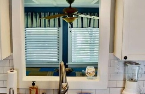 Westerly House | Entire cottage - Westerly quiet, beaches, downtown