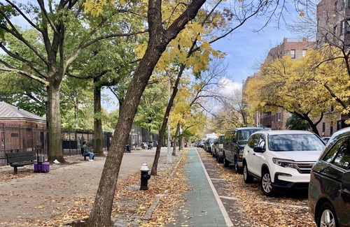 Queens Condo | Entire furnished studio in Sunnyside, 20 minutes to Manhattan, for longer stays