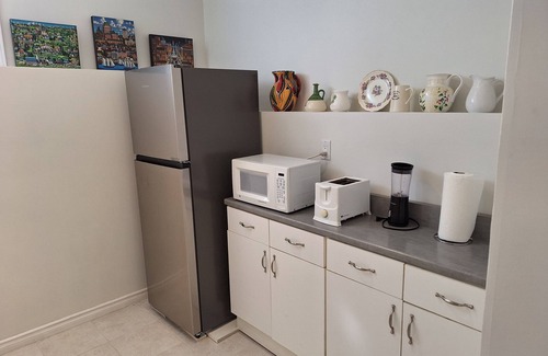 Niagara Falls Apartment | Entire guest house in Niagara Falls, Canada.nUp to 6 guests to sleep.