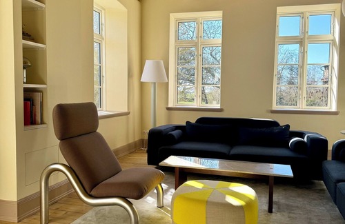 Strukkamp House | Entire Historic Captain's House - 6 Bedrooms