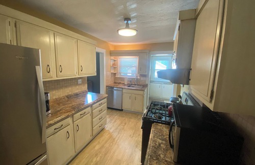 North East Apartment | Entire home in North East, Pennsylvania