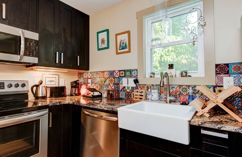 Woodfin House | Entire Home in peaceful location near river and downtown
