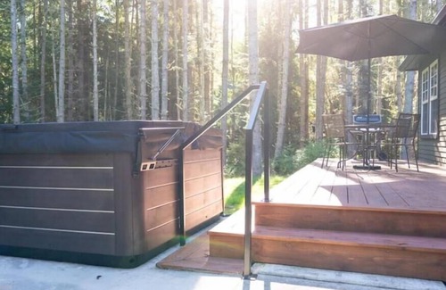 Adelma Beach House | Entire home in Port Townsend, Washingtonnn
