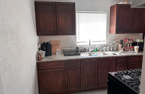 Eastside Promise Neighborhood House | Entire home located mins from Downtown, Riverwalk, AT&T Center, & The Pearl