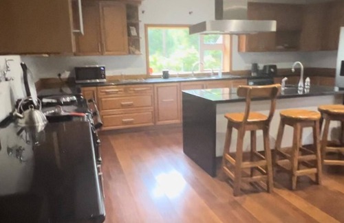 Moycullen House | Entire Home Nested Between Woods and Lakesn8 Guests 3 Bedrooms 5 Beds 3.5 Baths