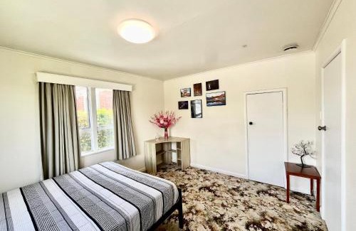 Mount Wellington House | Entire House in Mt Wellington, Central Auckland