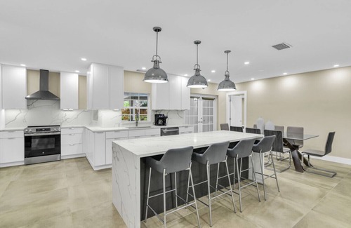 Boca Raton House | Entire House Villa Boca 4 Bedroom, 3 Bathroom W/Pool and Grill