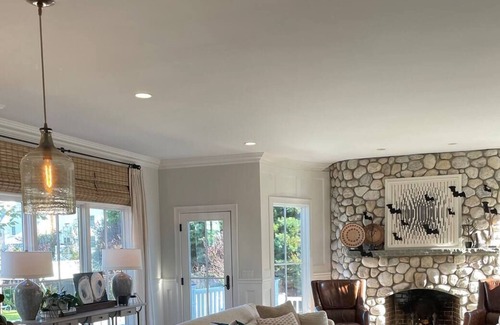 Fairfield House | Entire House- Walk to Beach!