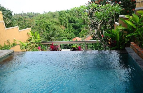 Batuan Villa | Entire Luxury Villa for 8 at Letung Villa