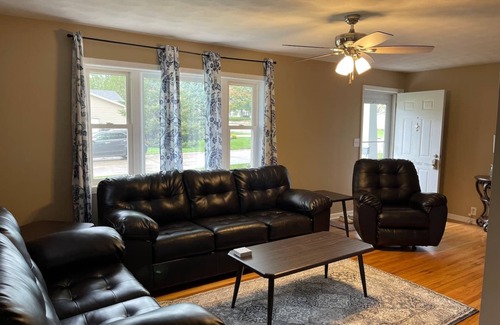 Bettendorf House | Entire ranch home centrally located in Bettendorf, near bike path and Bett Plex