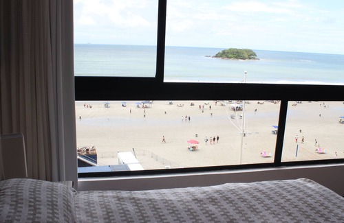 Centro Apartment | Entirely Opposite to The Sea/Av Atlântica with WI-FI