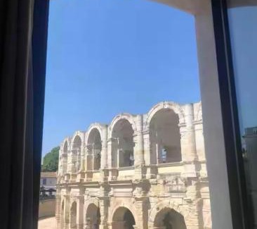 Arles City Centre Apartment | Entre les Arènes et la Major